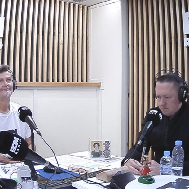 Bom Radio entrevista a Fermin Muguruza