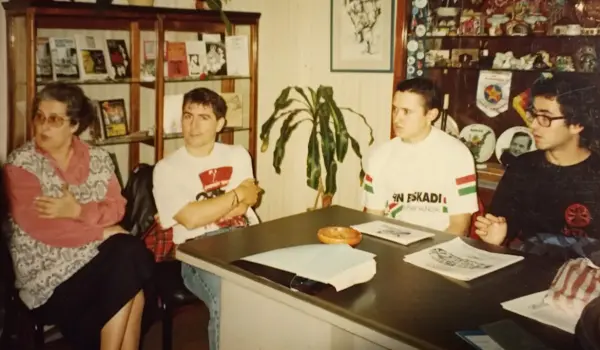 Bonafini, Kaki Arkarazo, Fermin Muguruza eta Mikel Abrego, Buenos Airesen, 1994. urtean JULEN ARREGI
